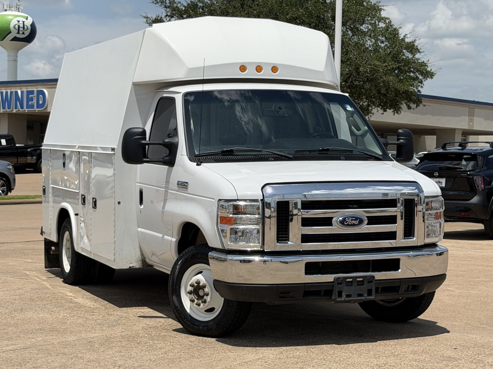 2019 Ford E-350SD Base Cutaway