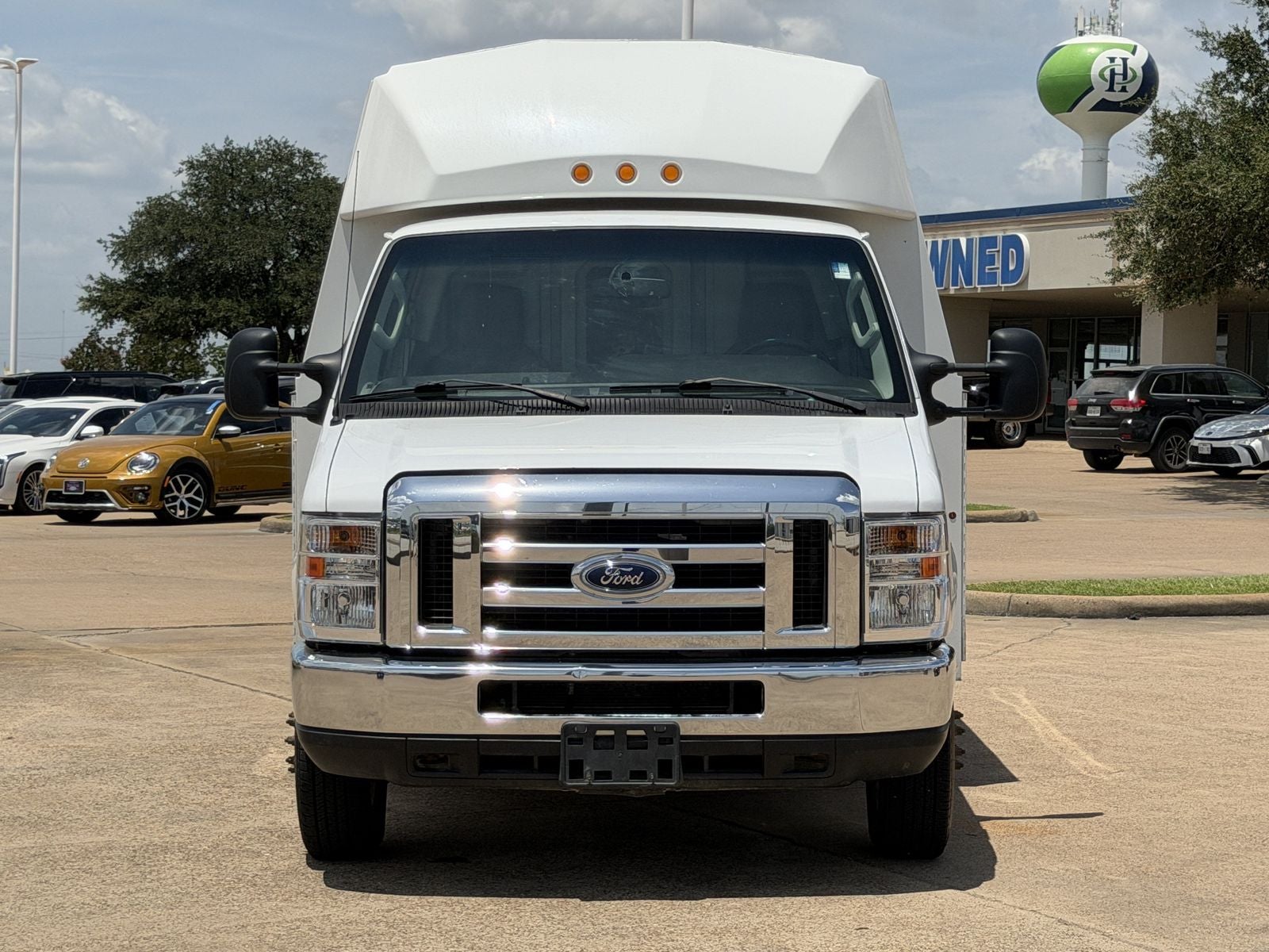 2019 Ford E-350SD Base Cutaway