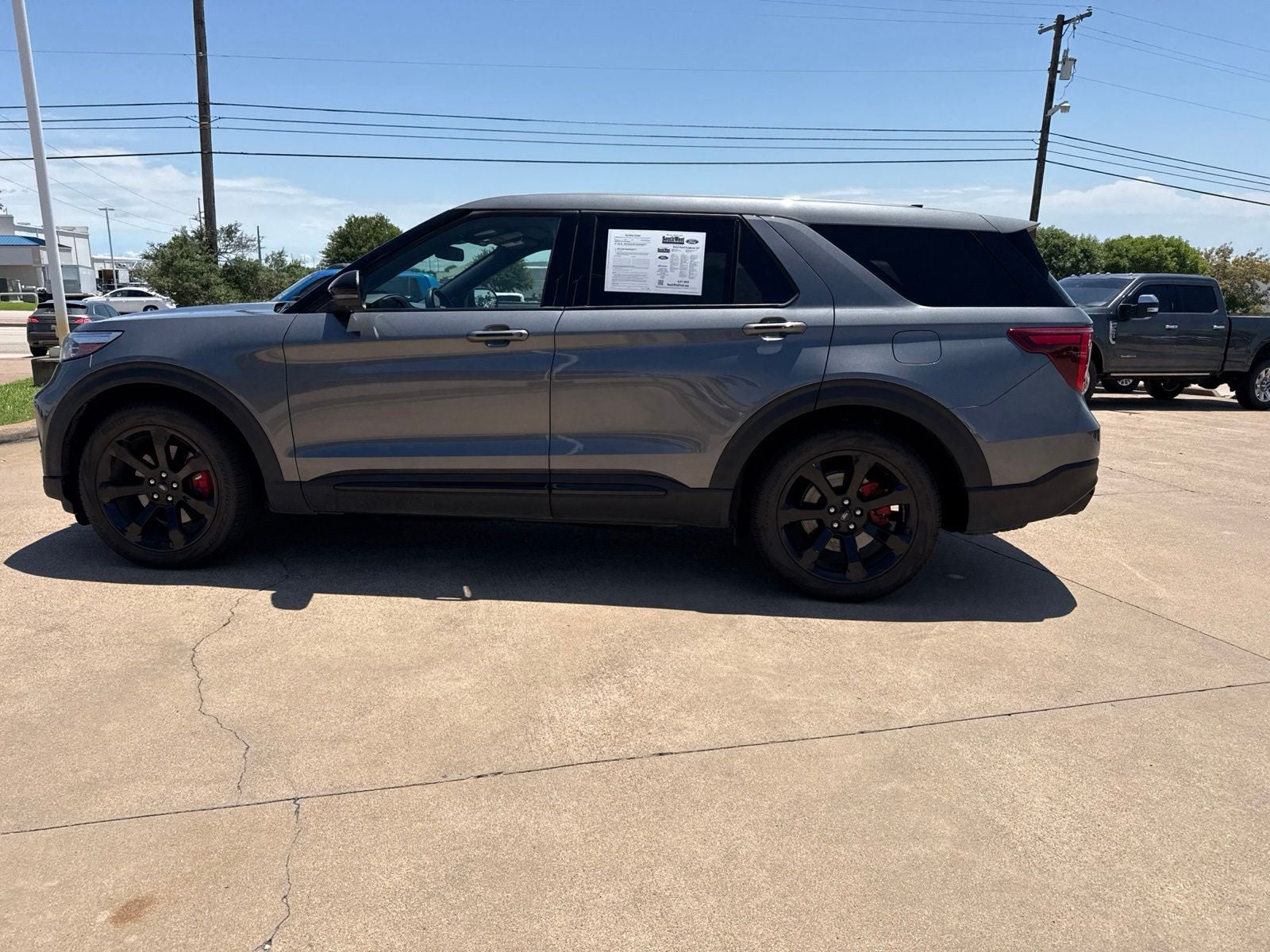 2022 Ford Explorer ST