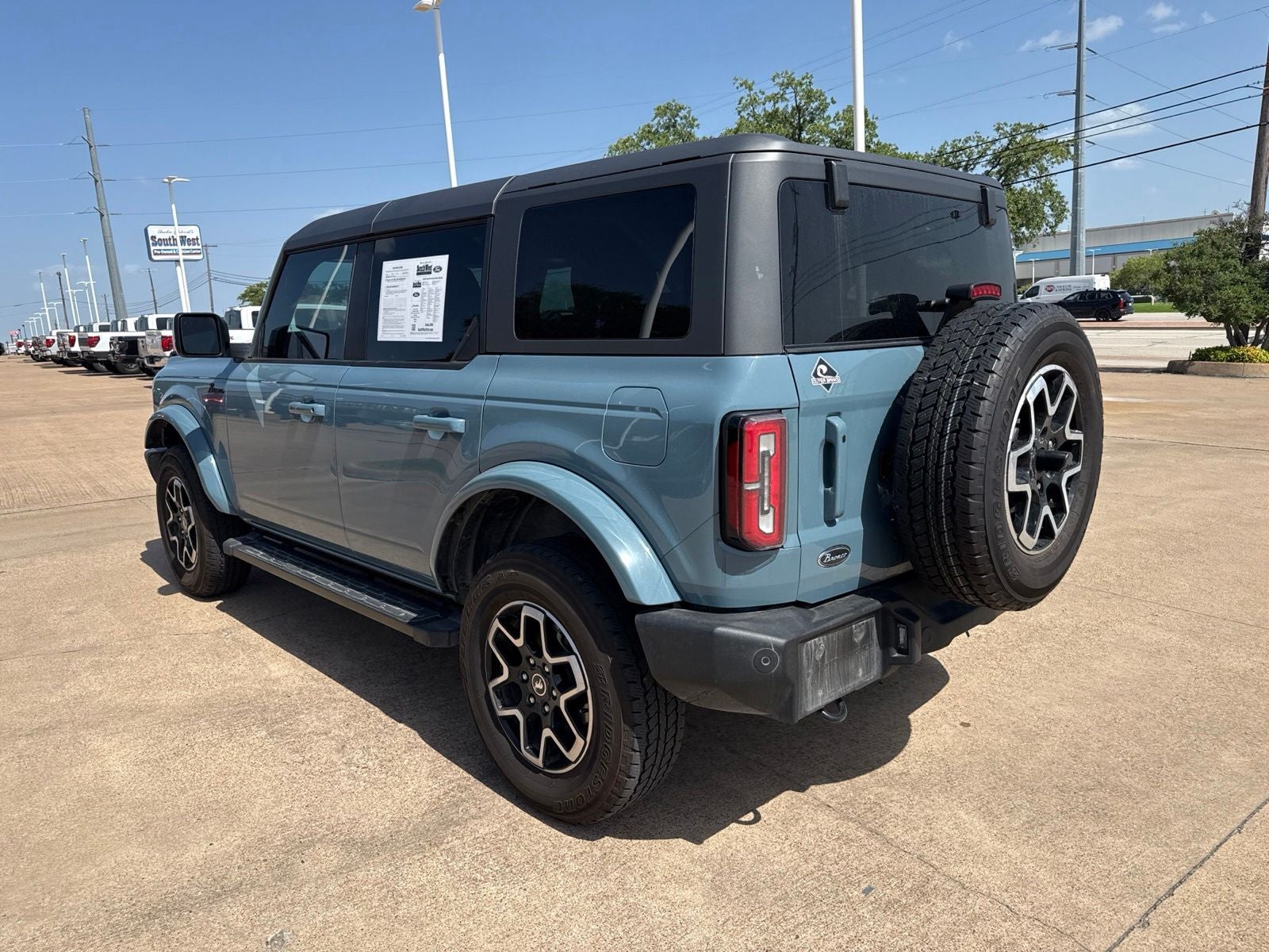 2023 Ford Bronco Outer Banks
