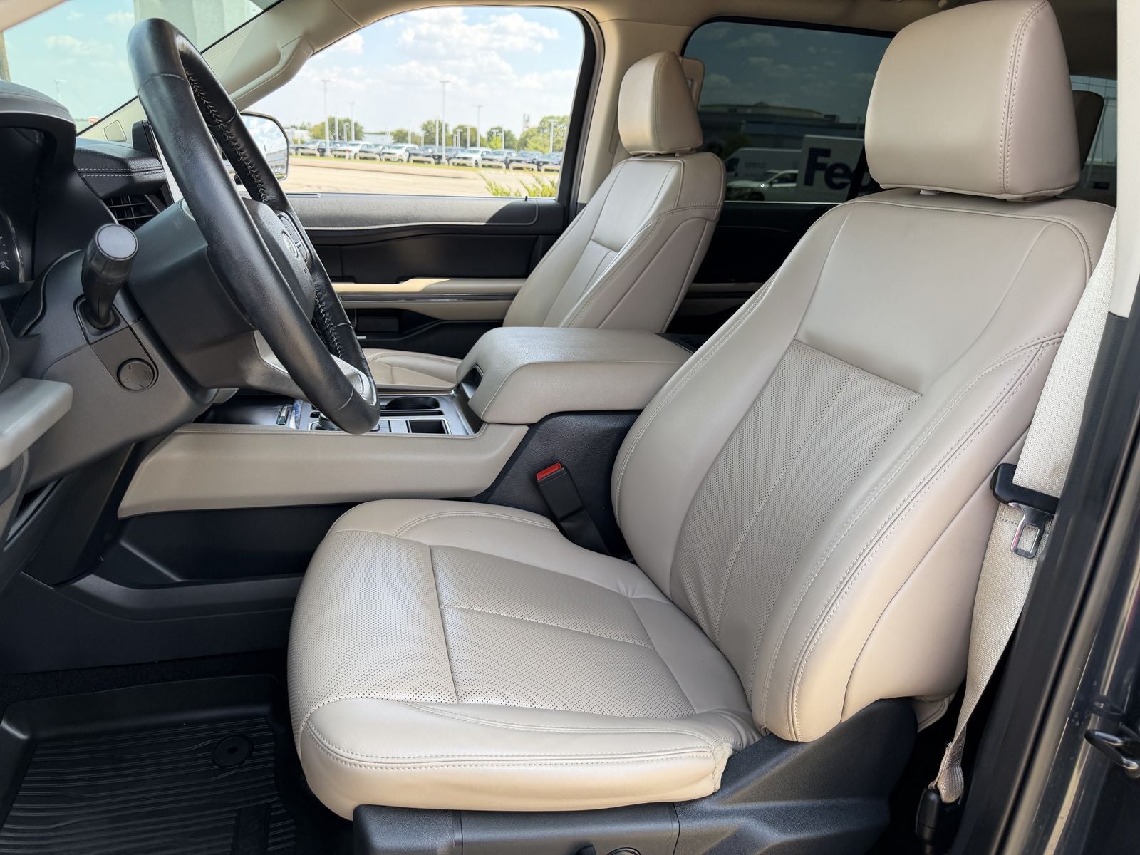 2022 Ford Expedition XLT