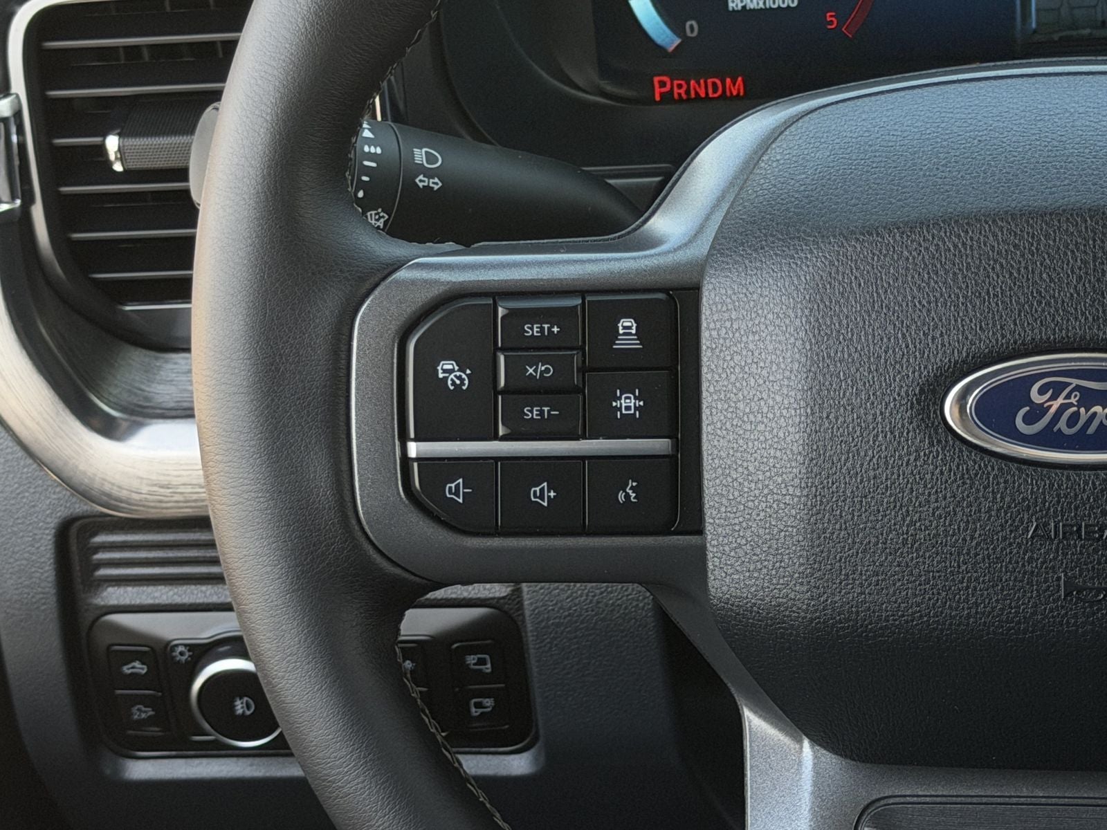 2025 Ford F-250SD F-250® Lariat®