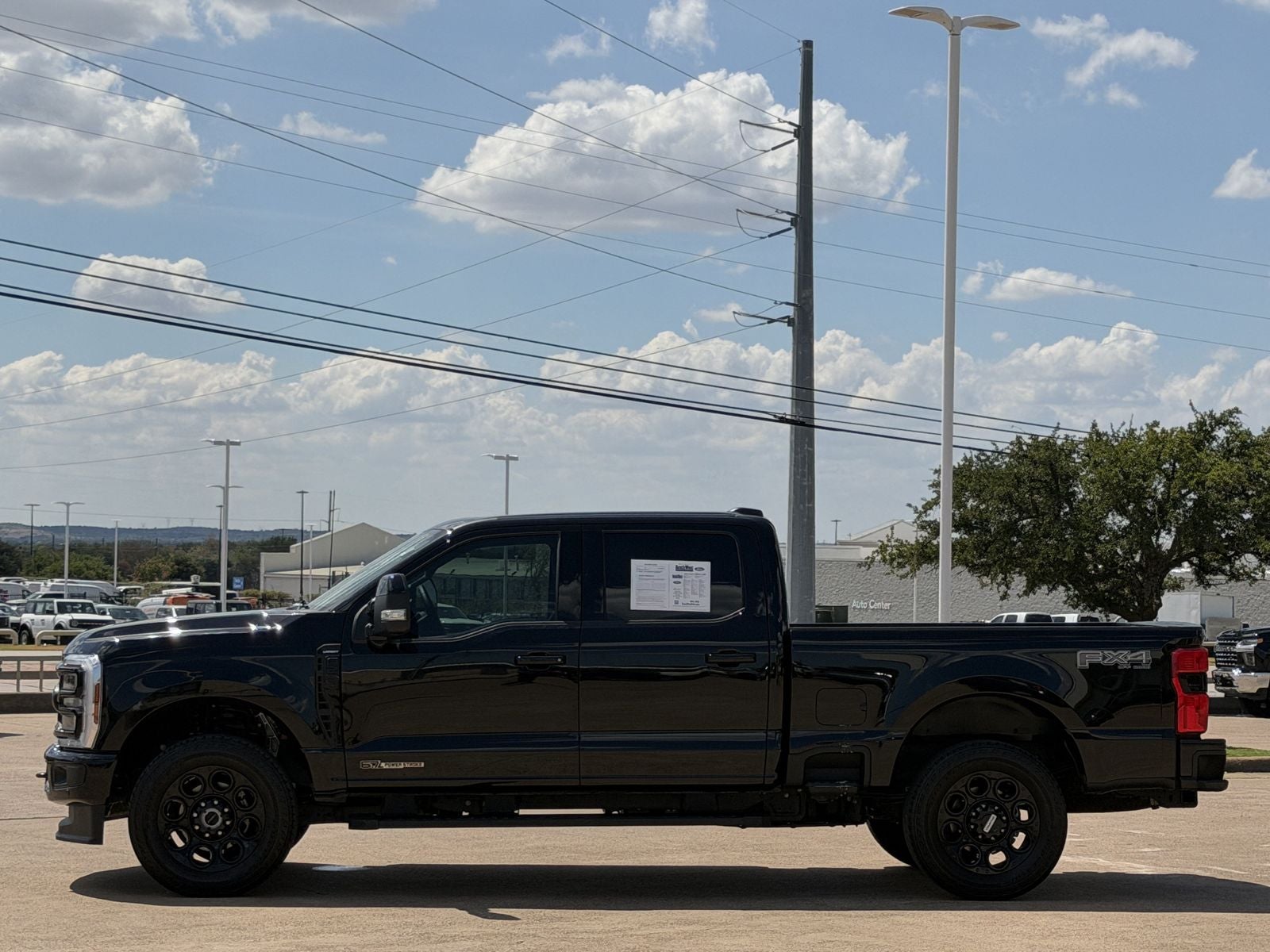 2025 Ford F-250SD F-250® Lariat®