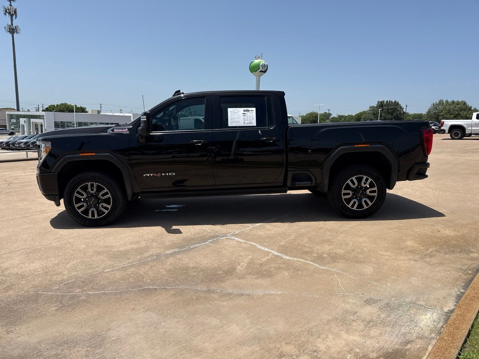 2023 GMC Sierra 2500HD AT4