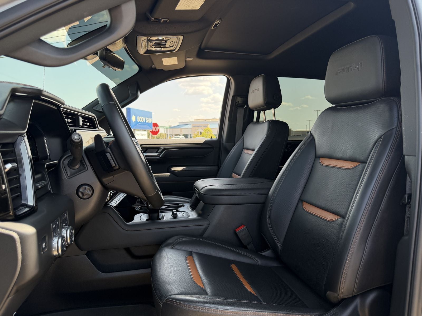 2025 GMC Sierra 1500 AT4