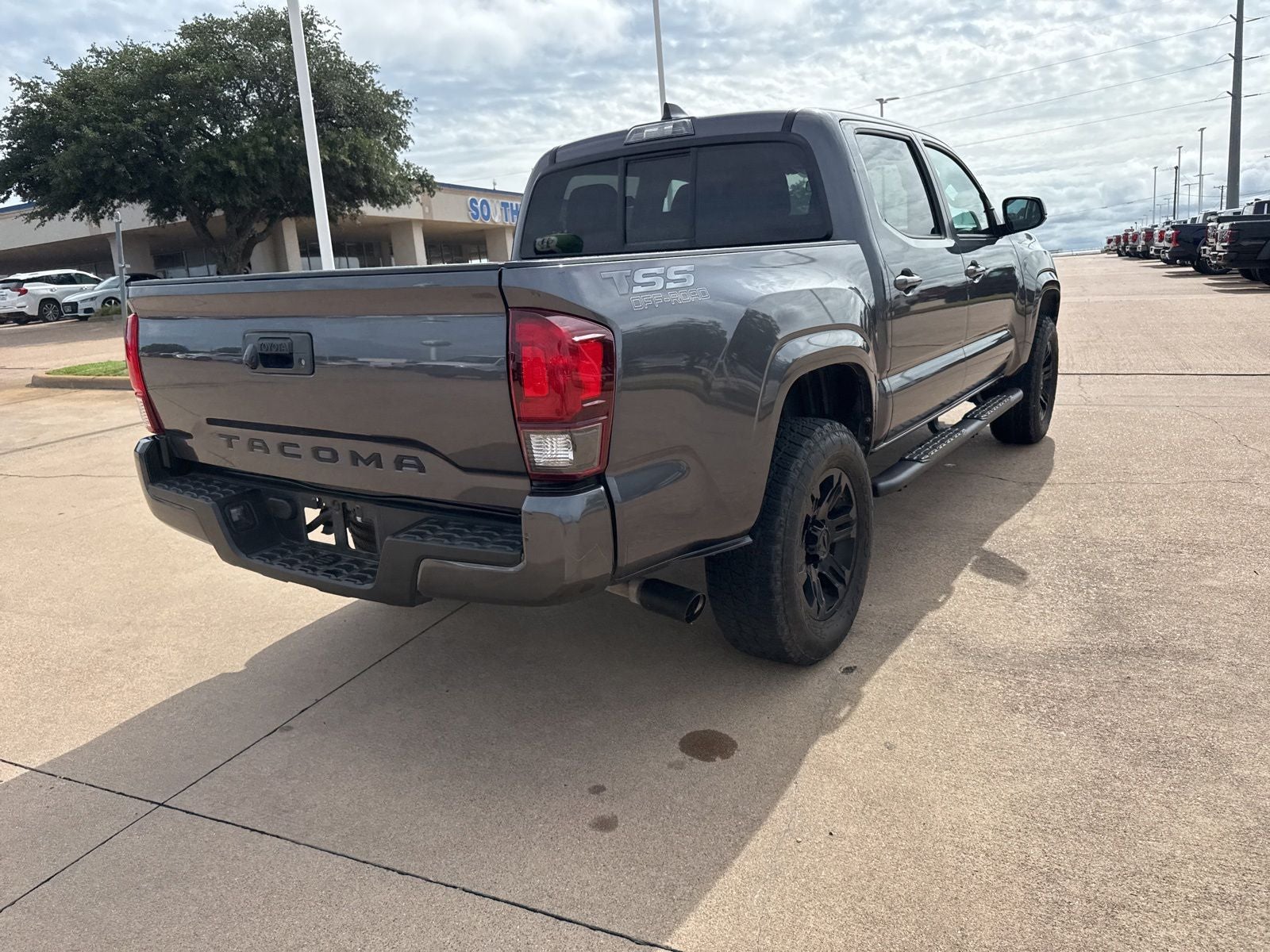 2022 Toyota Tacoma SR