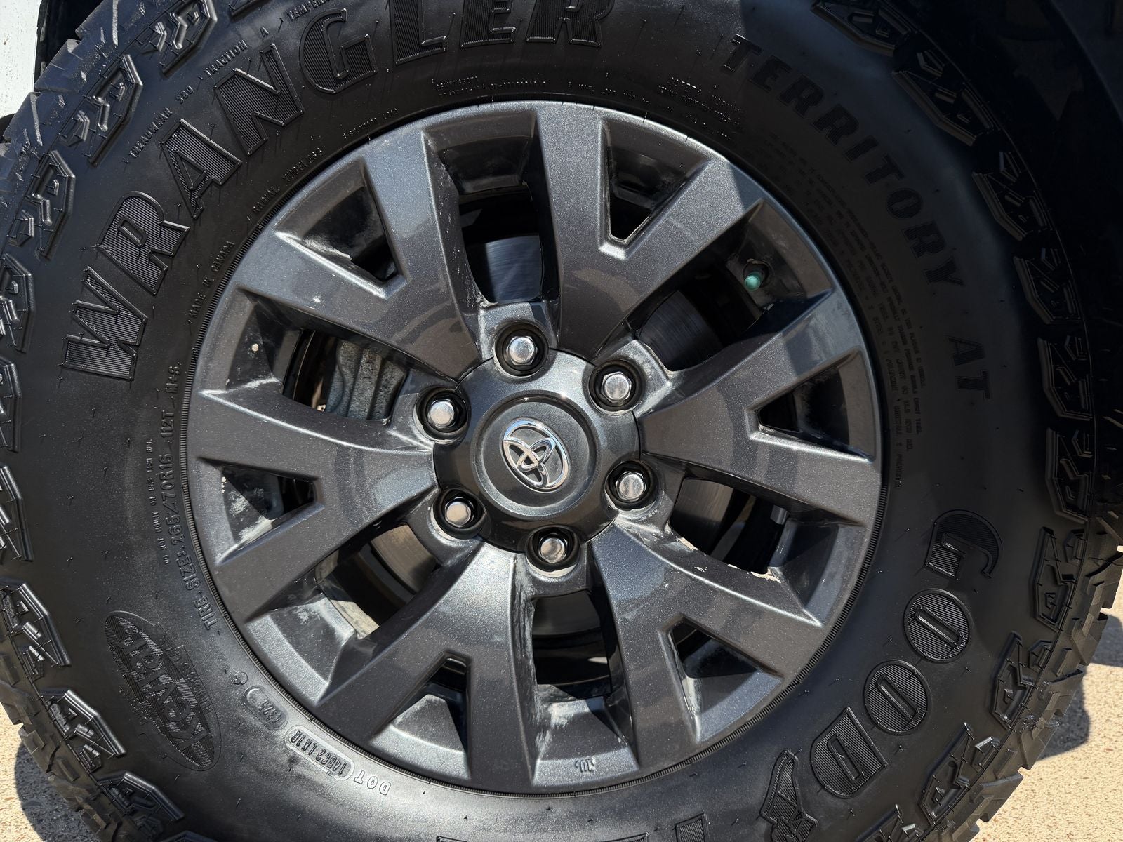 2023 Toyota Tacoma SR5 V6