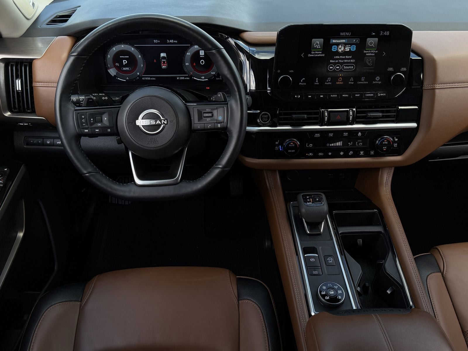 2024 Nissan Pathfinder Platinum