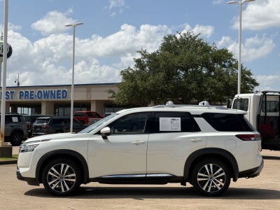 2024 Nissan Pathfinder Platinum