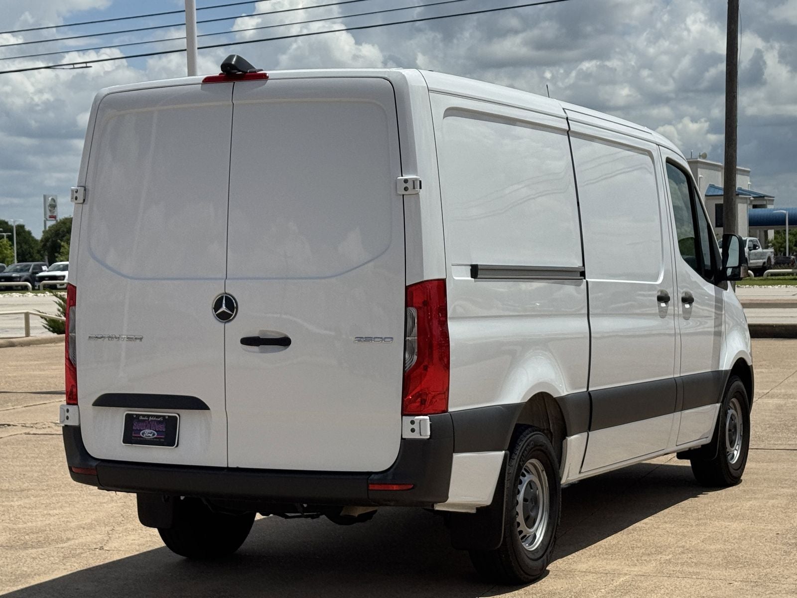 2025 Mercedes-Benz Sprinter 2500 Cargo 144 WB
