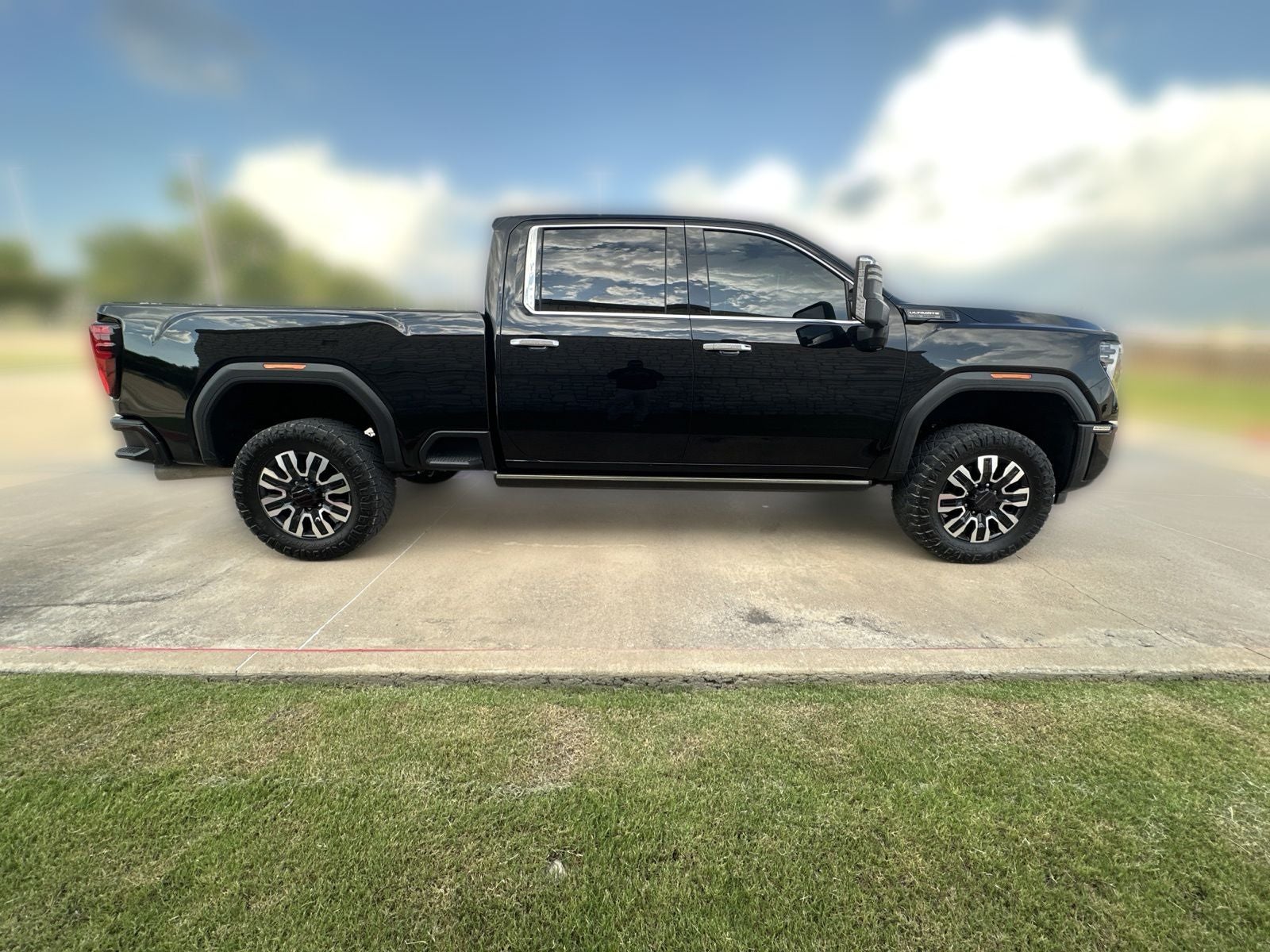 2024 GMC Sierra 2500HD Denali Ultimate