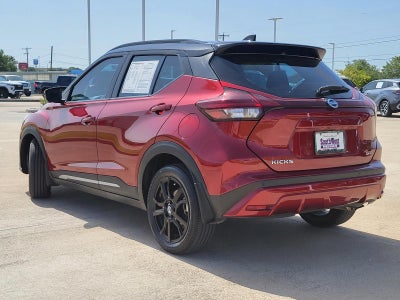 2021 Nissan Kicks SR