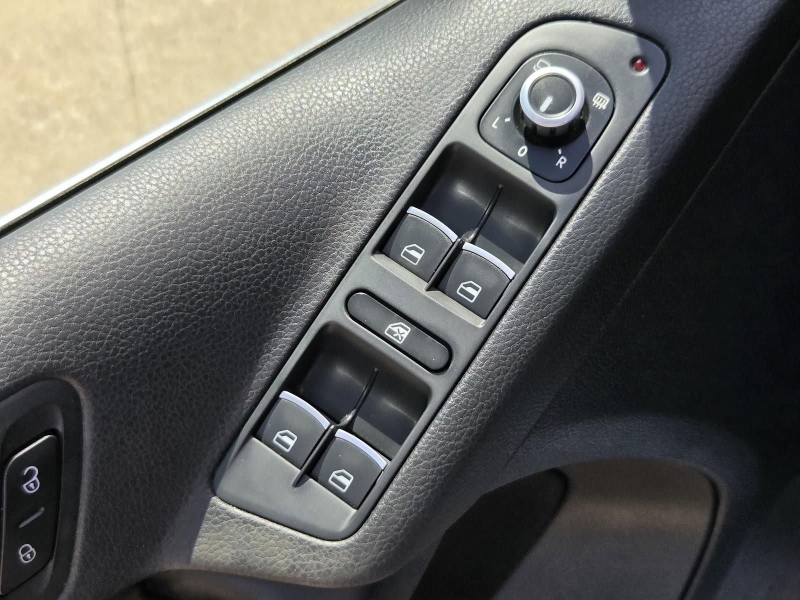 2014 Volkswagen Tiguan R-Line