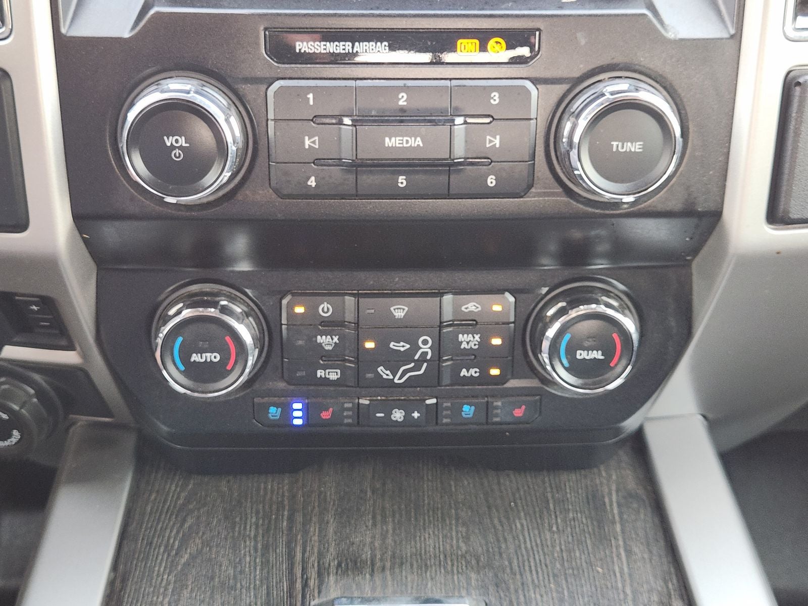 2020 Ford F-350SD Lariat