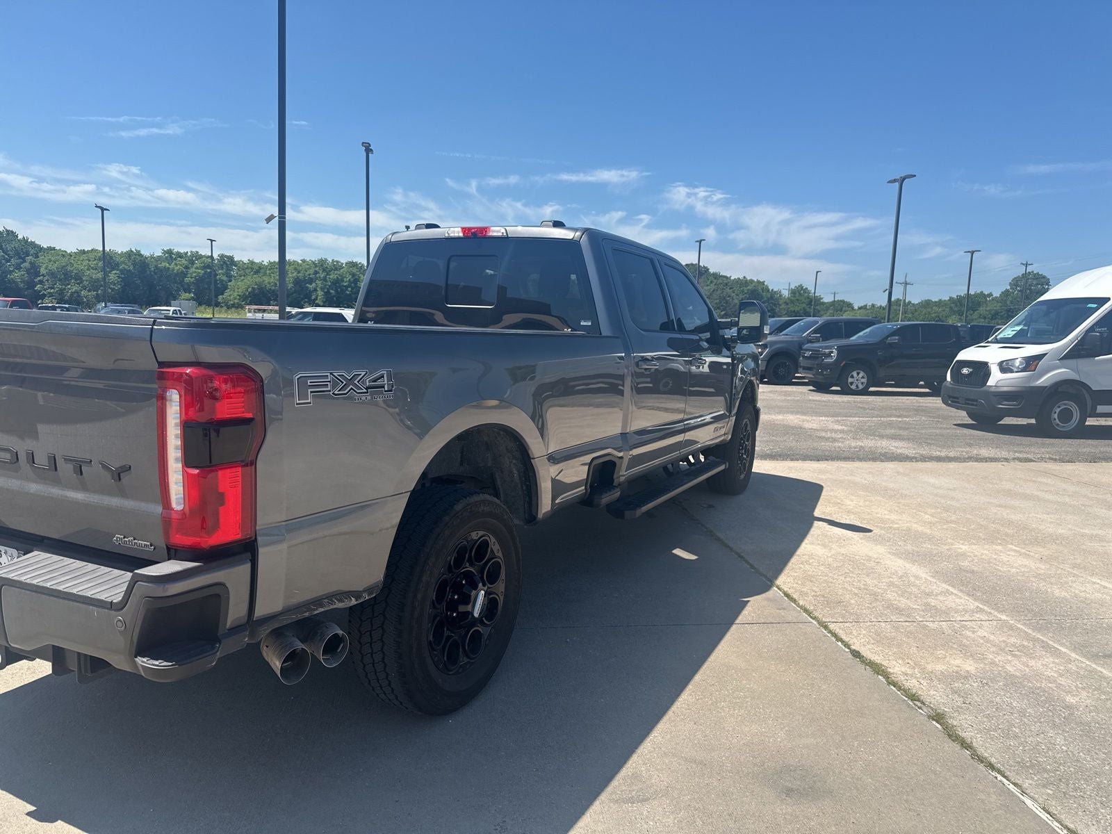 2025 Ford F-350SD Lariat