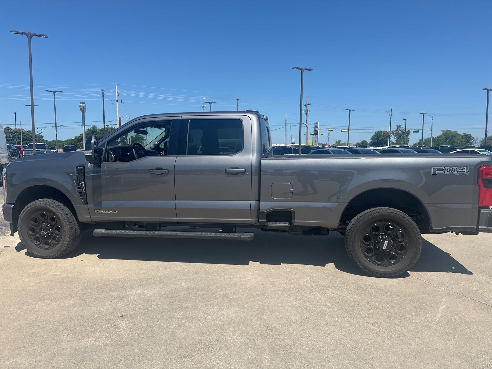 2025 Ford F-350SD Lariat