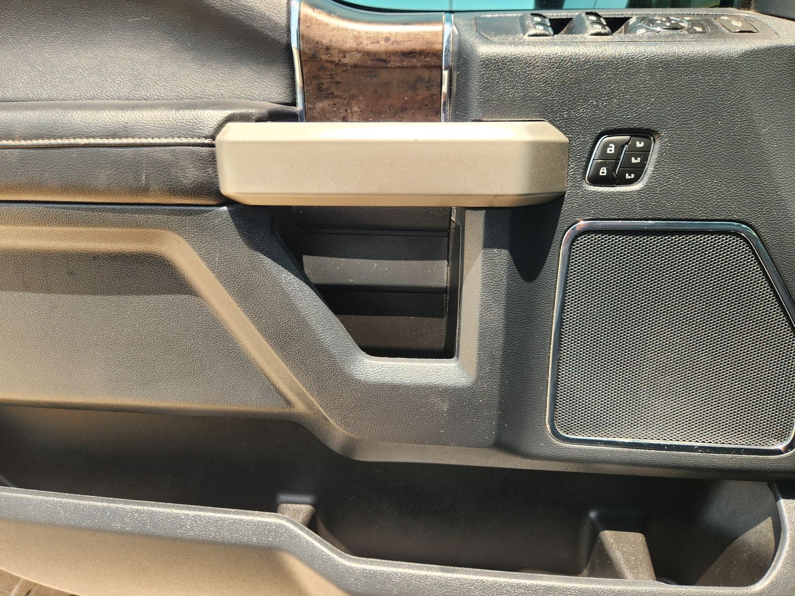 2022 Ford F-350SD Lariat DRW