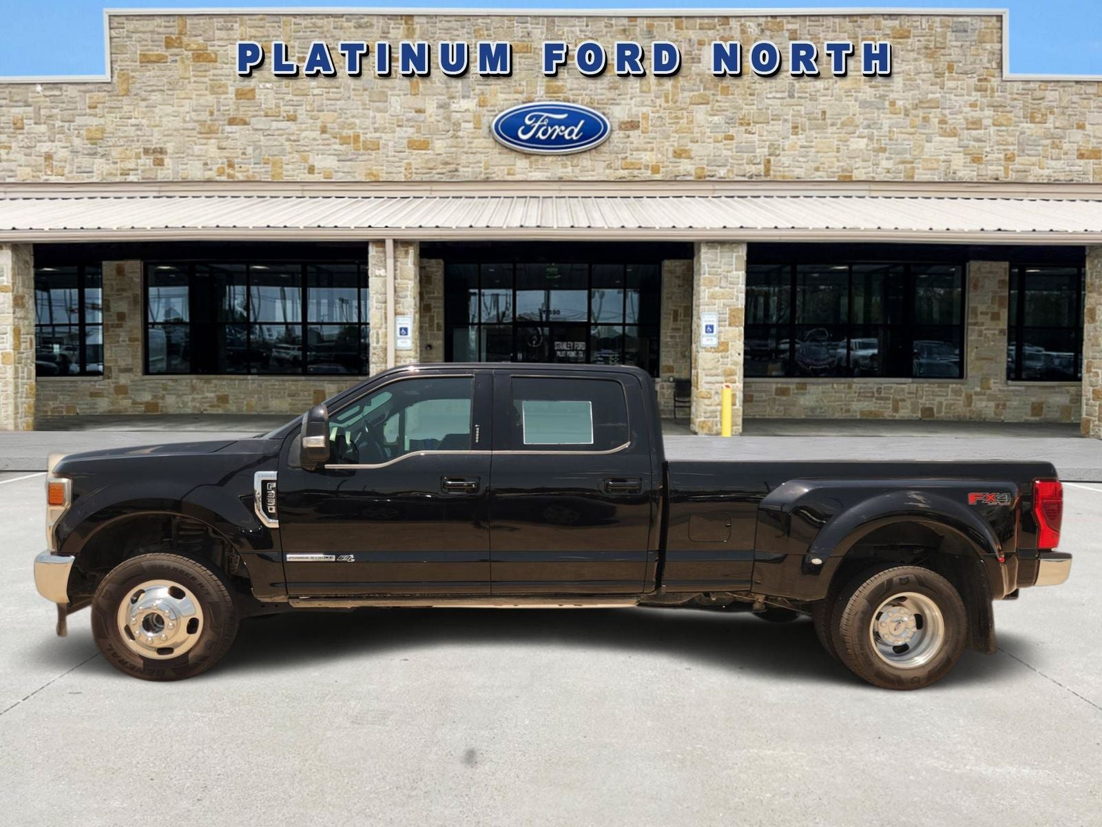 2022 Ford F-350SD Lariat DRW