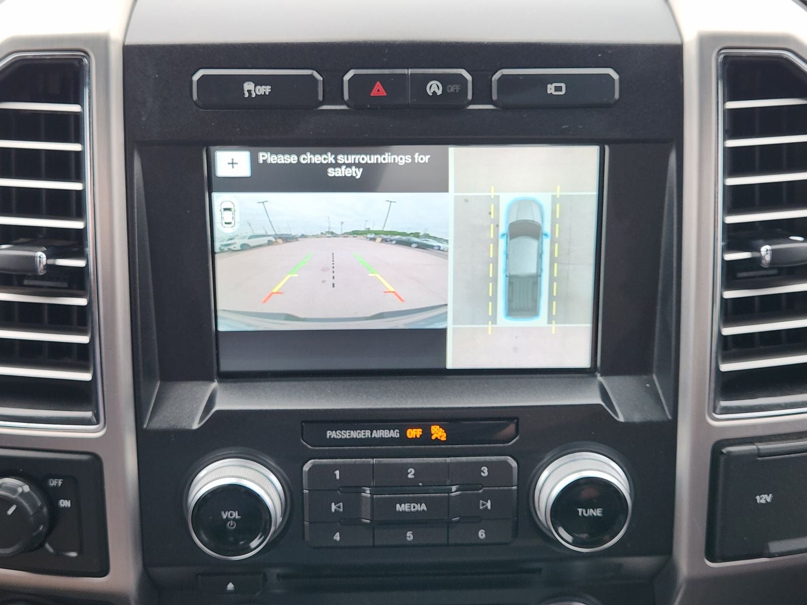 2017 Ford F-150 Platinum