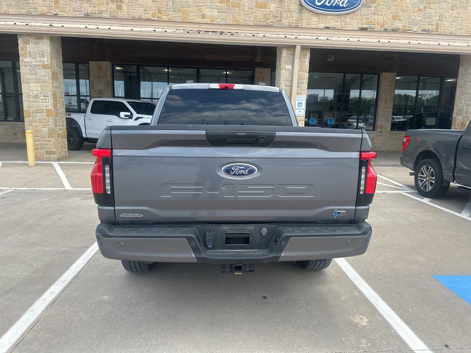 2023 Ford F-150 Lightning XLT