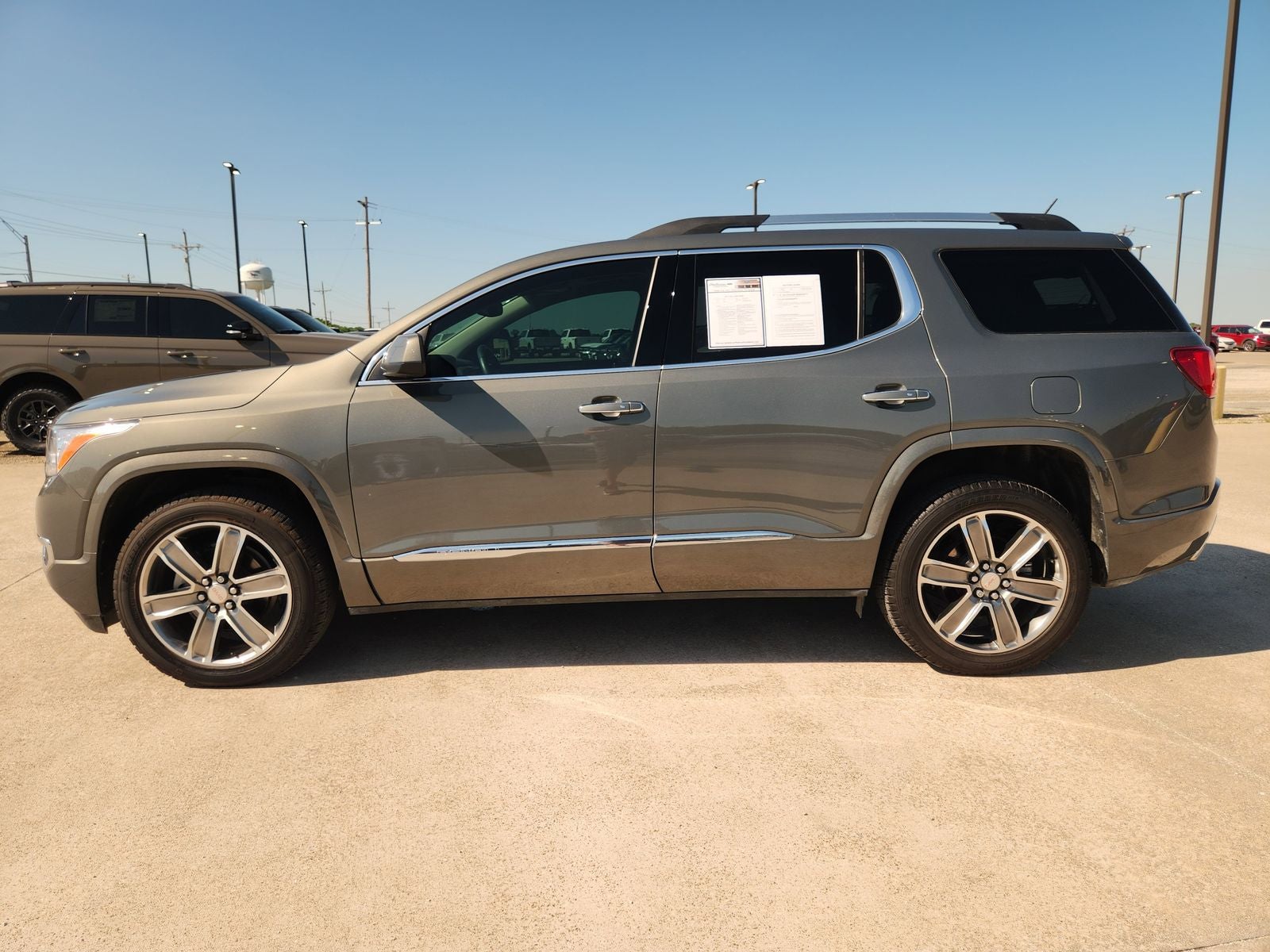 2017 GMC Acadia Denali