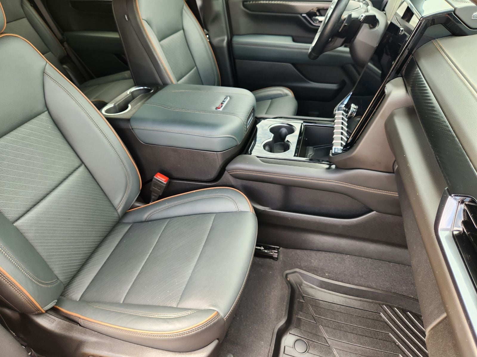 2025 GMC Yukon AT4