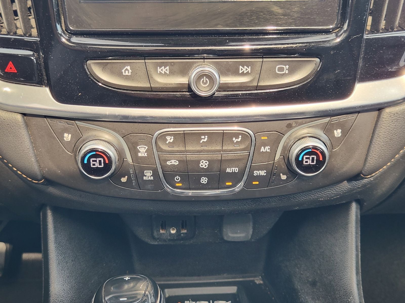 2018 Chevrolet Traverse Premier