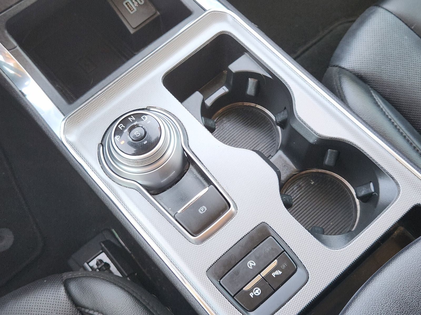 2021 Ford Edge Titanium