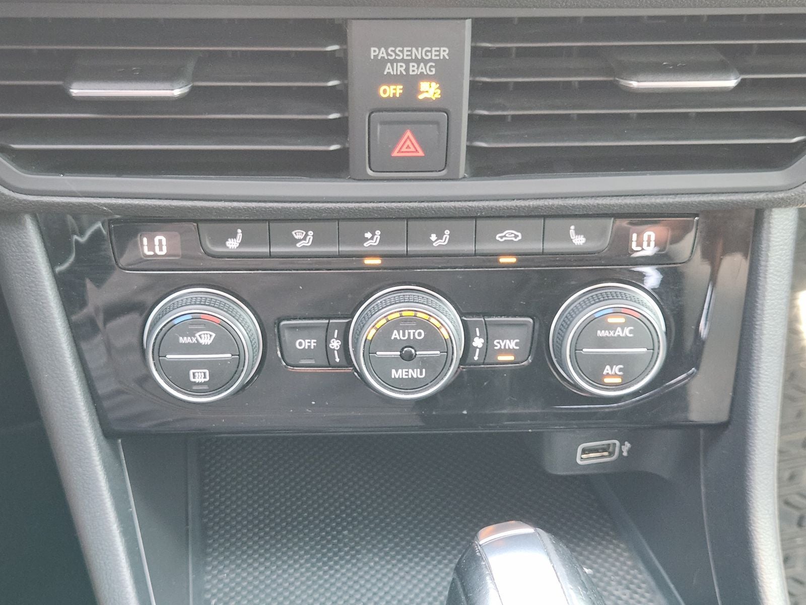 2019 Volkswagen Jetta R-Line