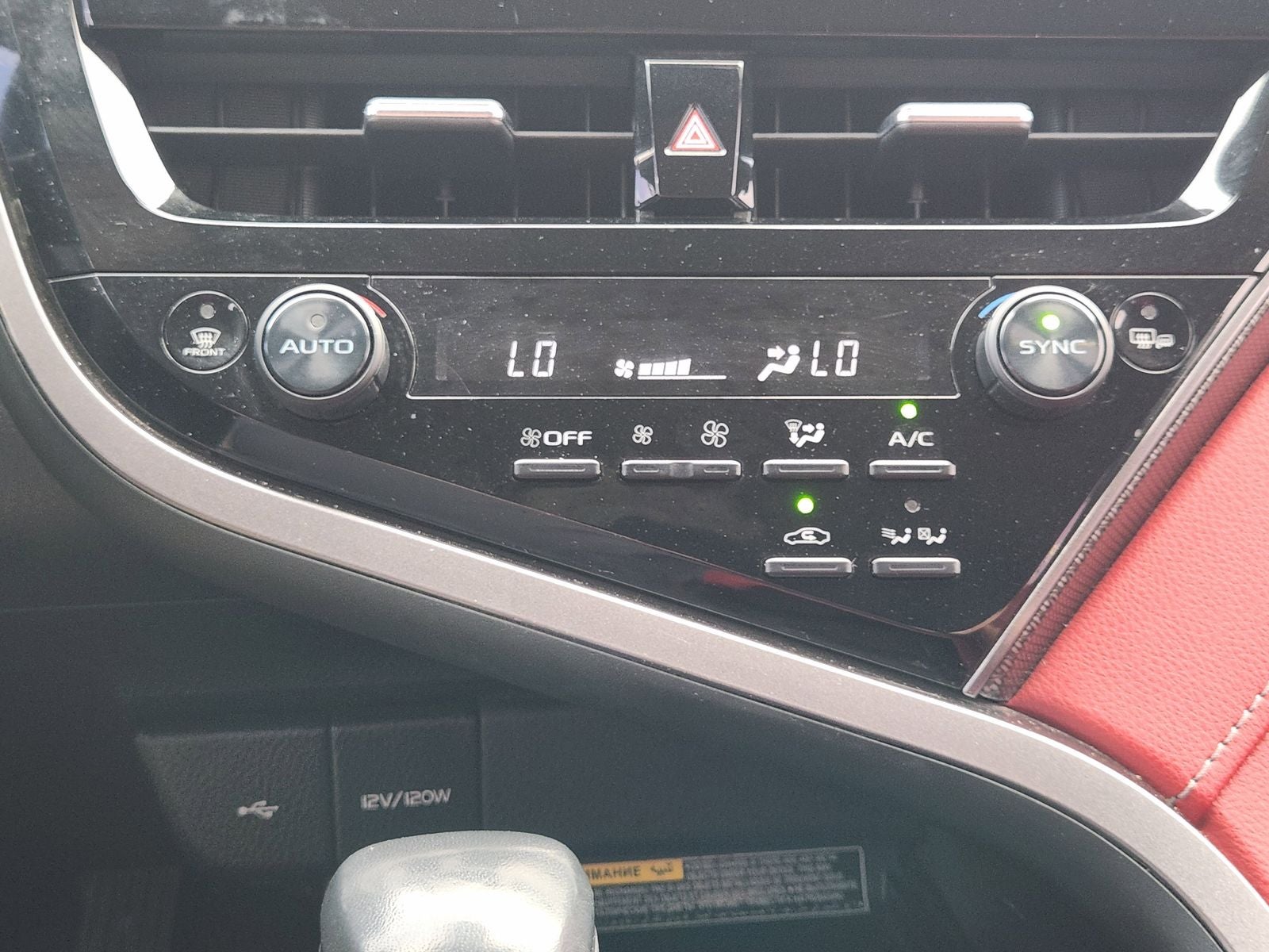 2021 Toyota Camry Hybrid XSE