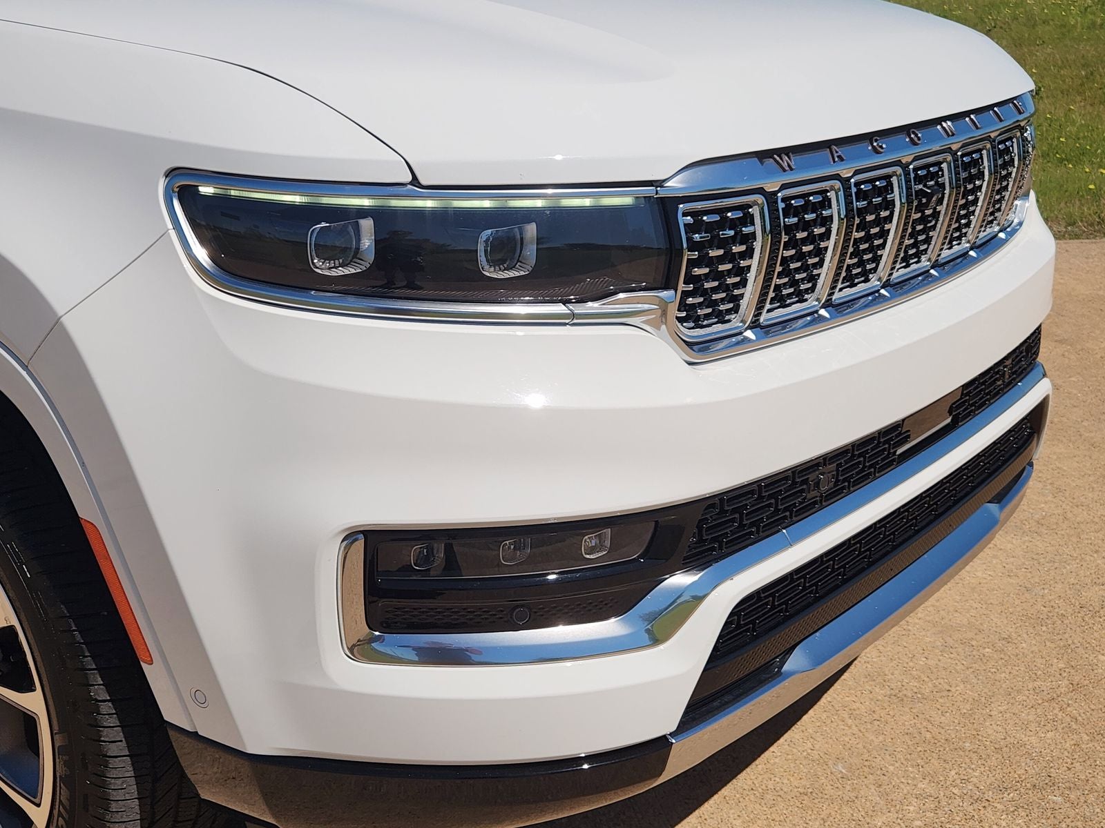 2024 Jeep Grand Wagoneer Series III