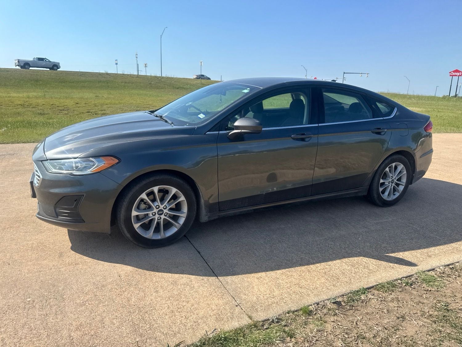 Used 2020 Ford Fusion SE with VIN 3FA6P0HD7LR148606 for sale in Denison, TX
