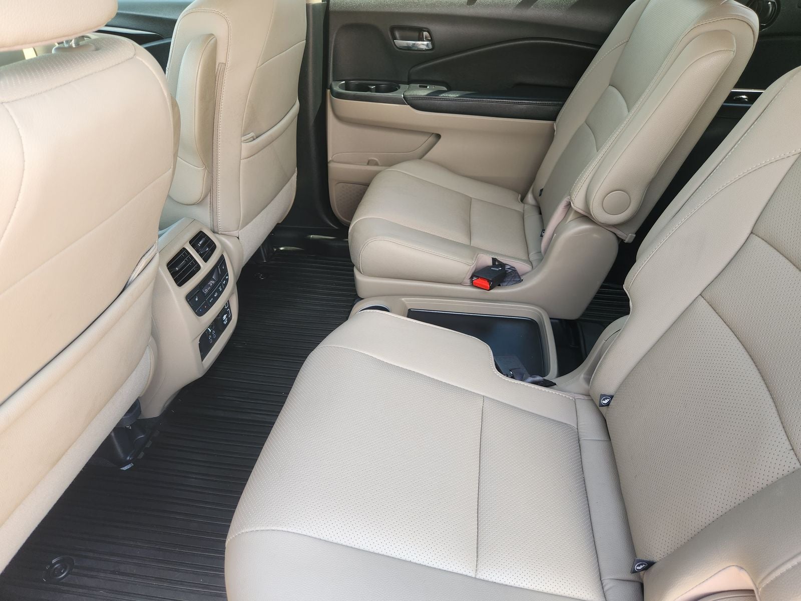 2022 Honda Pilot Elite