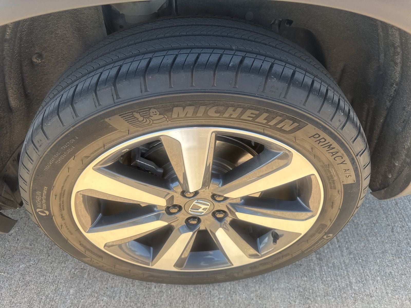 2023 Honda Pilot Touring