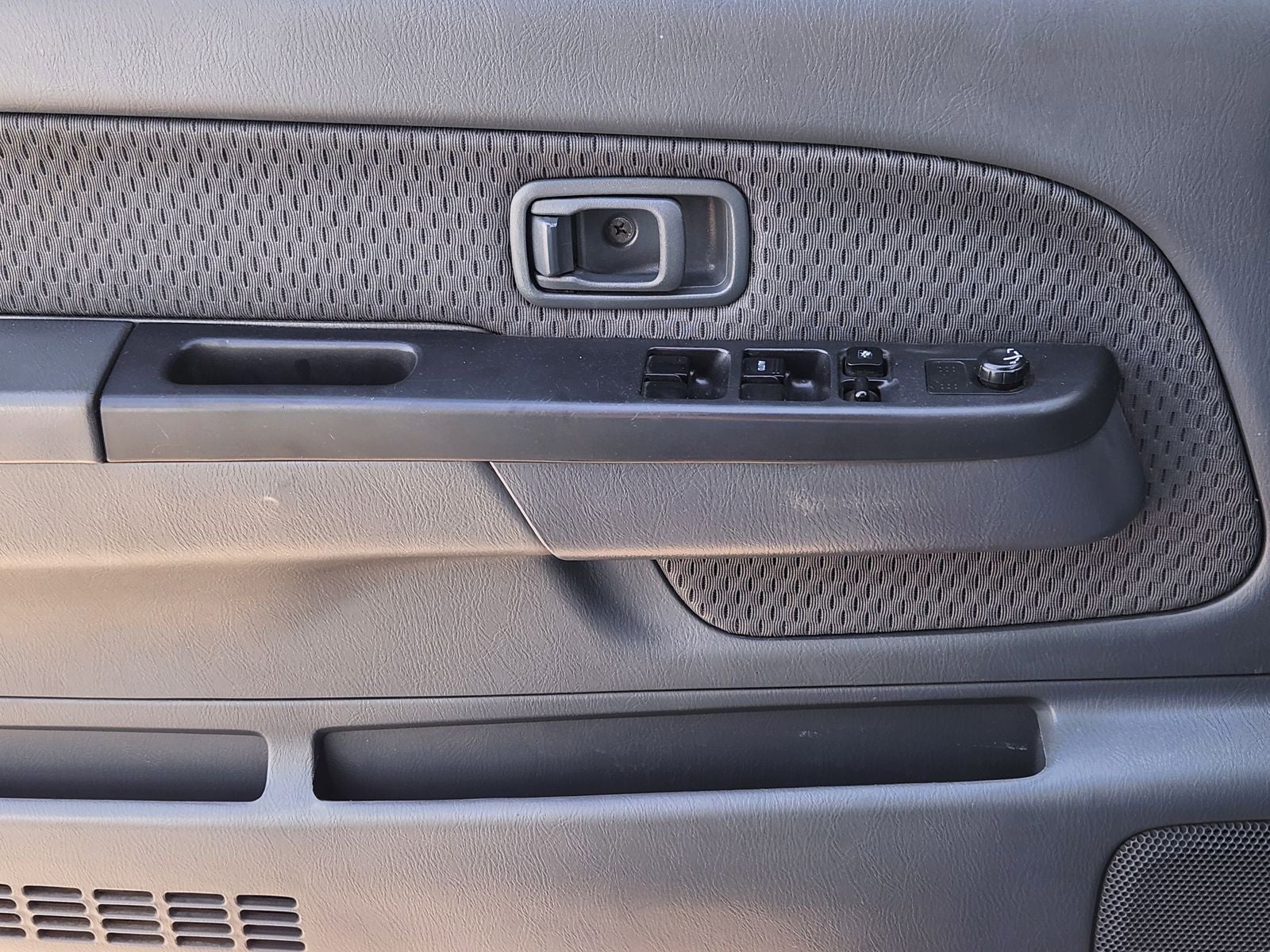 2002 Nissan Xterra SE S/C