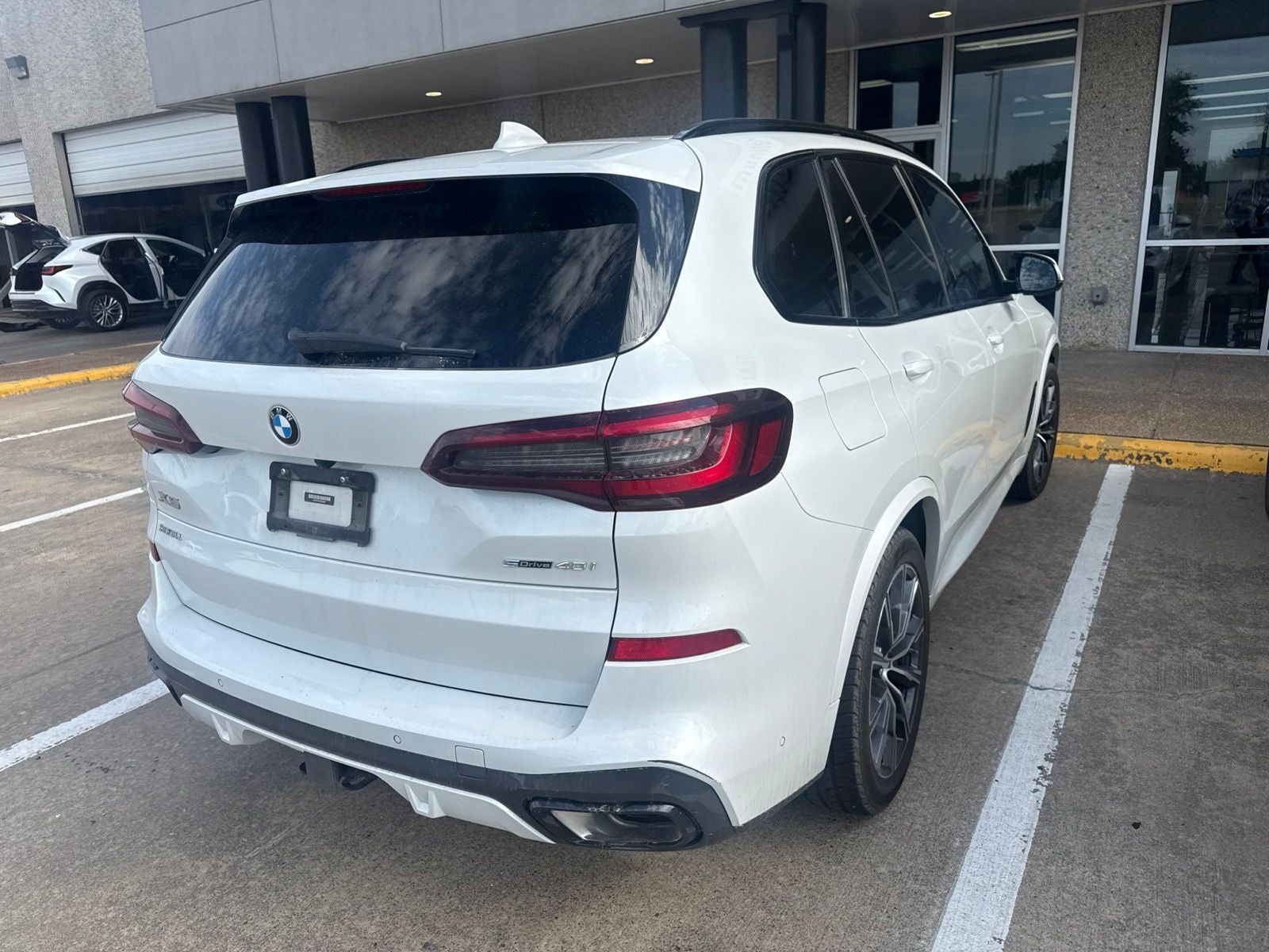 2023 BMW X5 sDrive40i