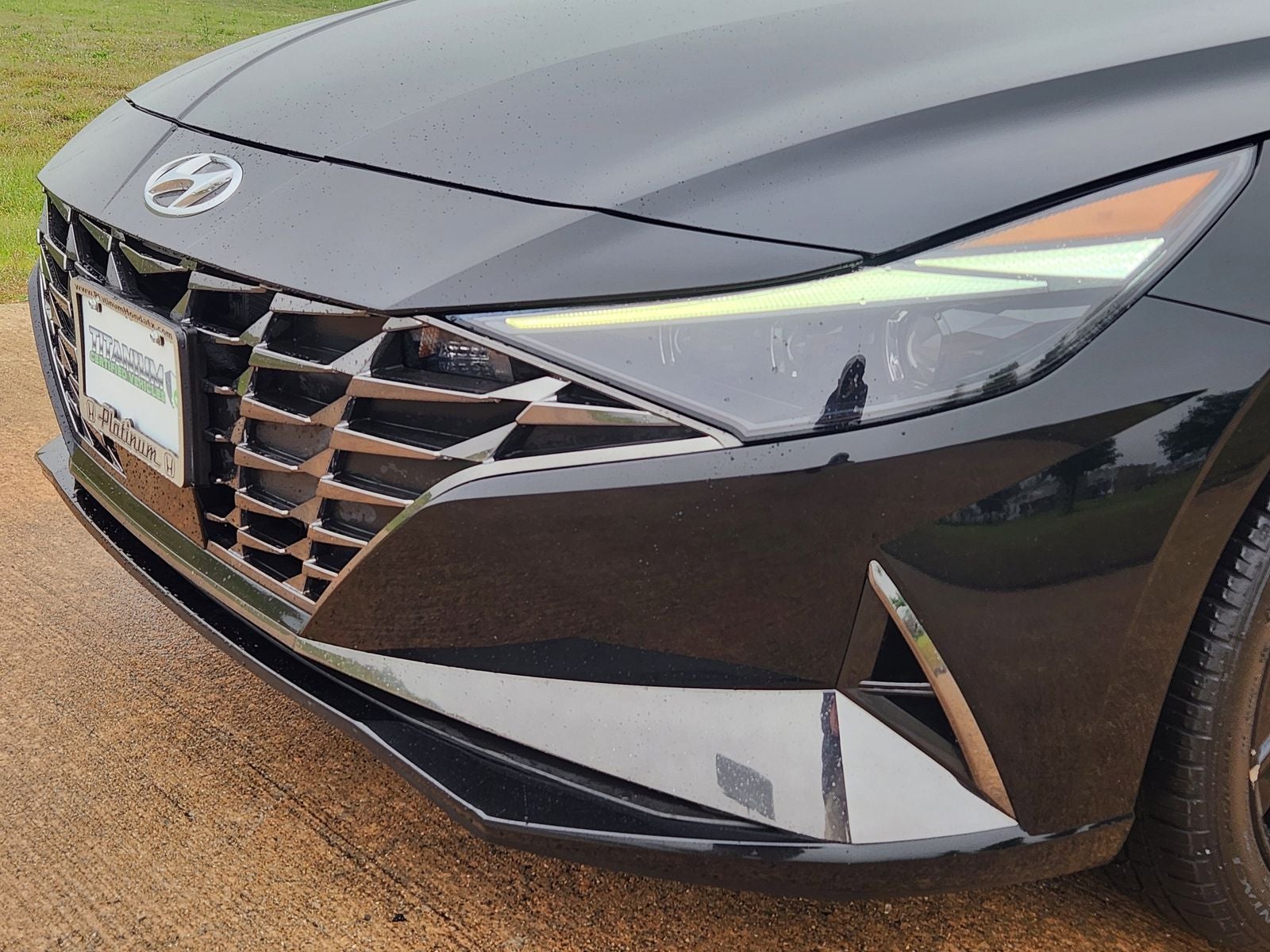 2023 Hyundai Elantra Hybrid Limited