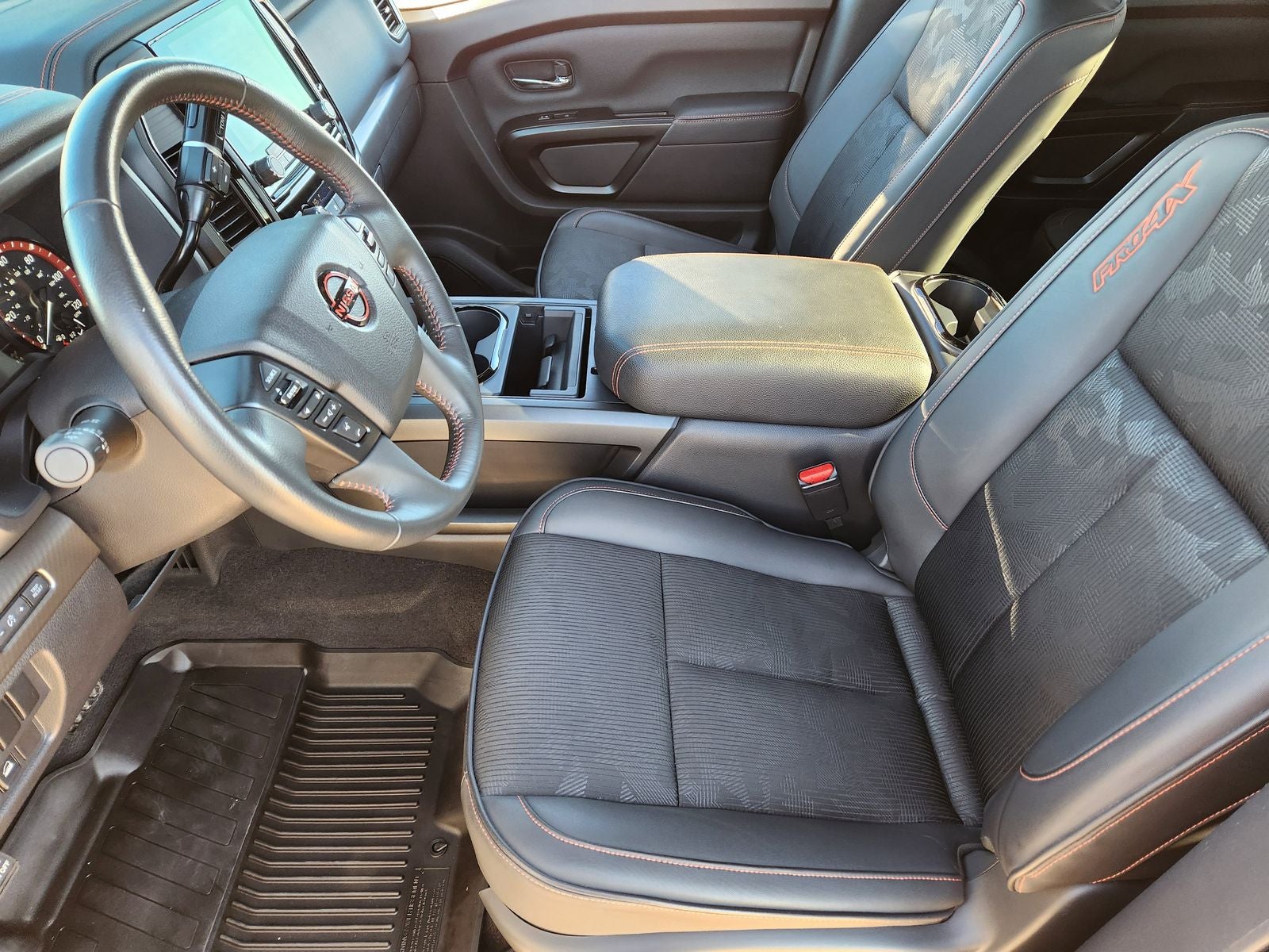 2024 Nissan Titan PRO-4X