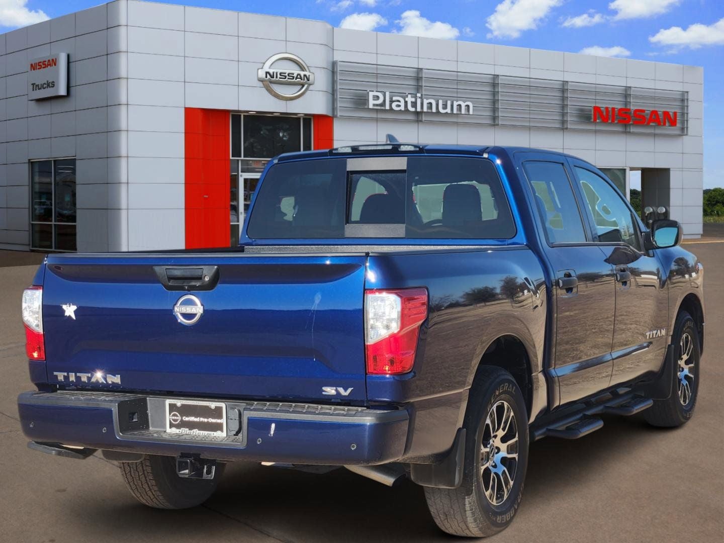 2024 Nissan Titan SV