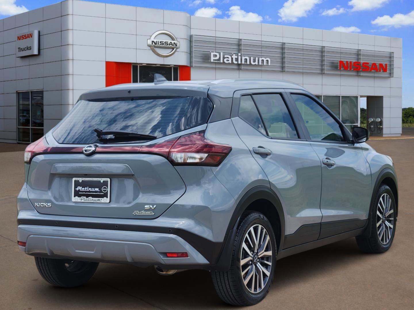 2024 Nissan Kicks SV