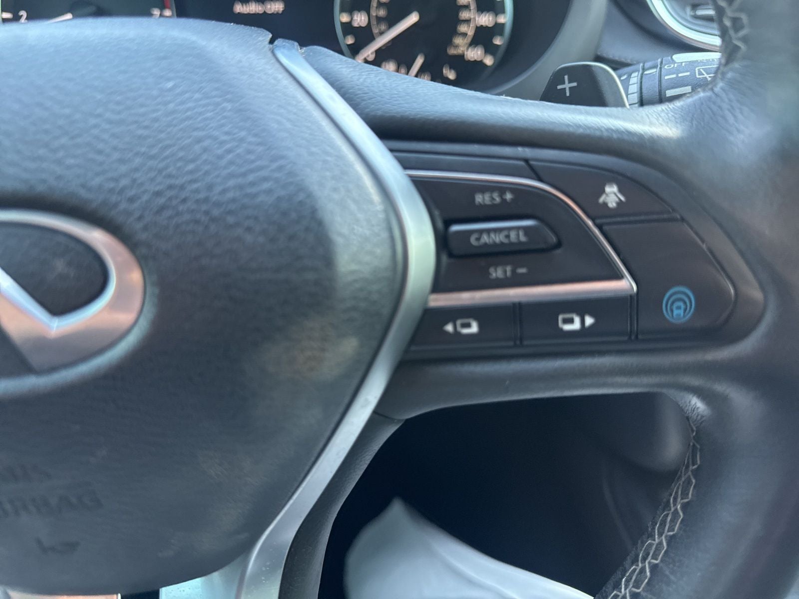 2021 INFINITI QX50 LUXE