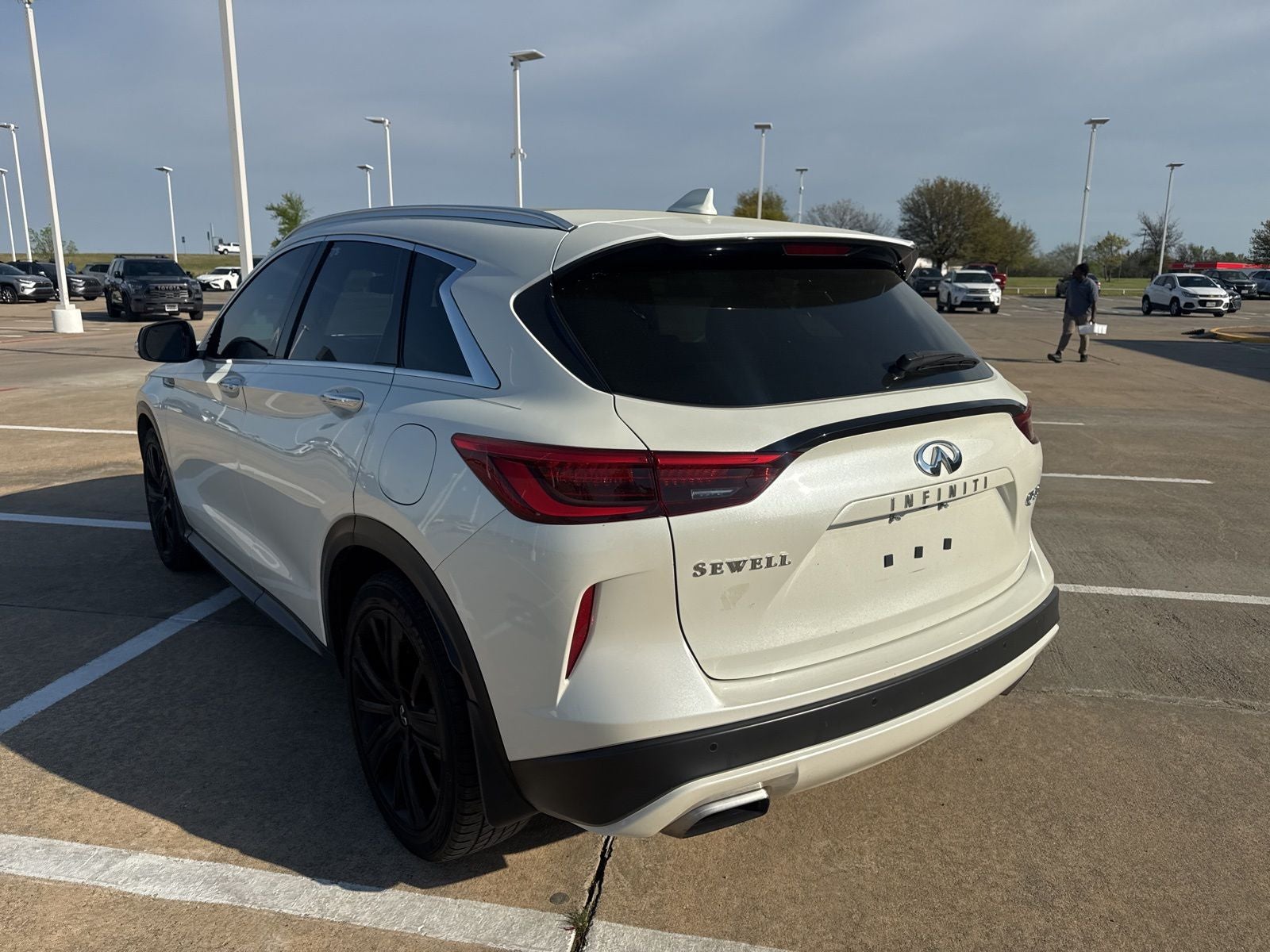 2021 INFINITI QX50 LUXE
