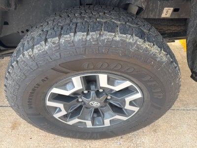 2023 Toyota Tacoma TRD Off-Road V6