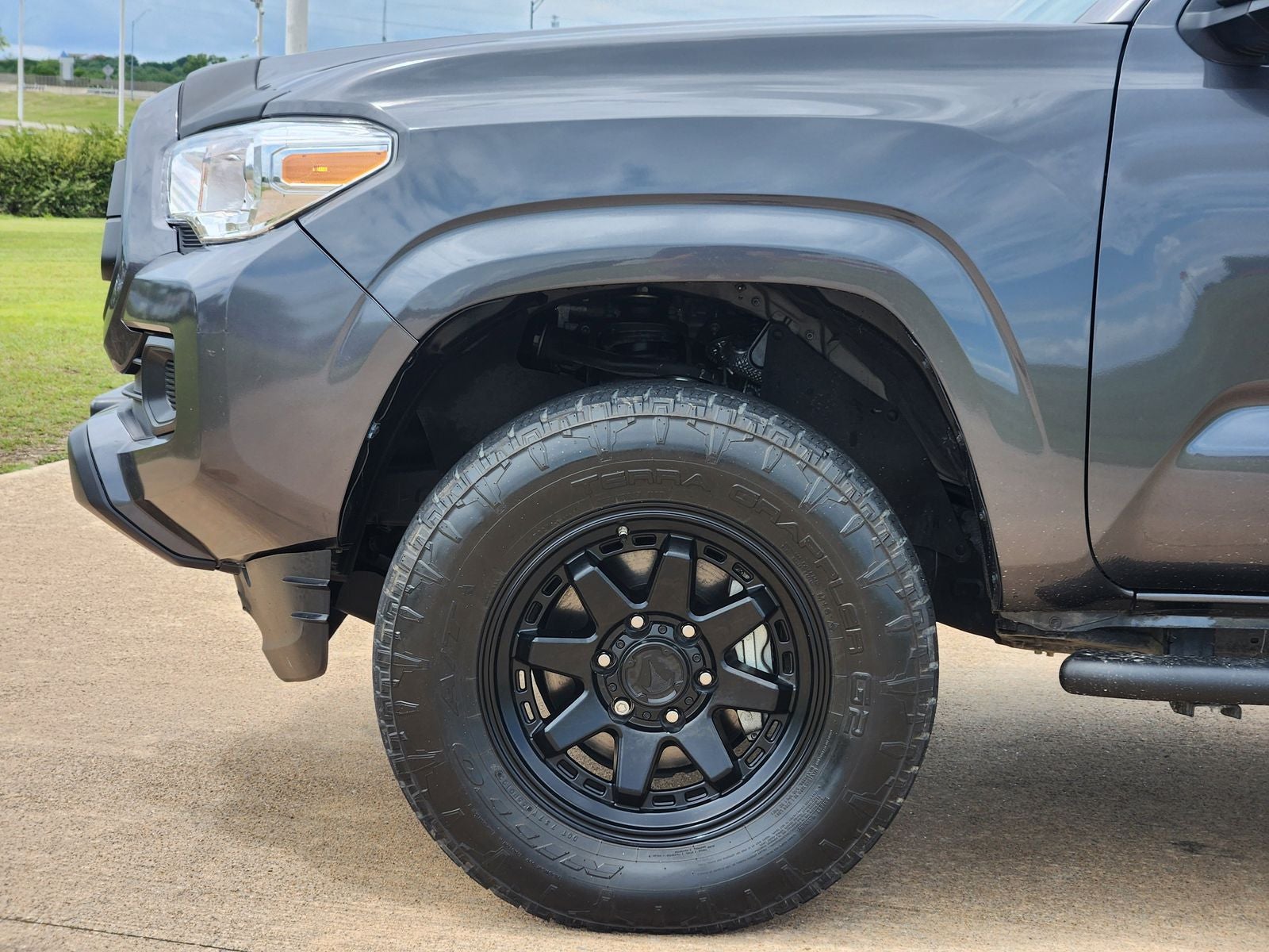 2023 Toyota Tacoma SR V6