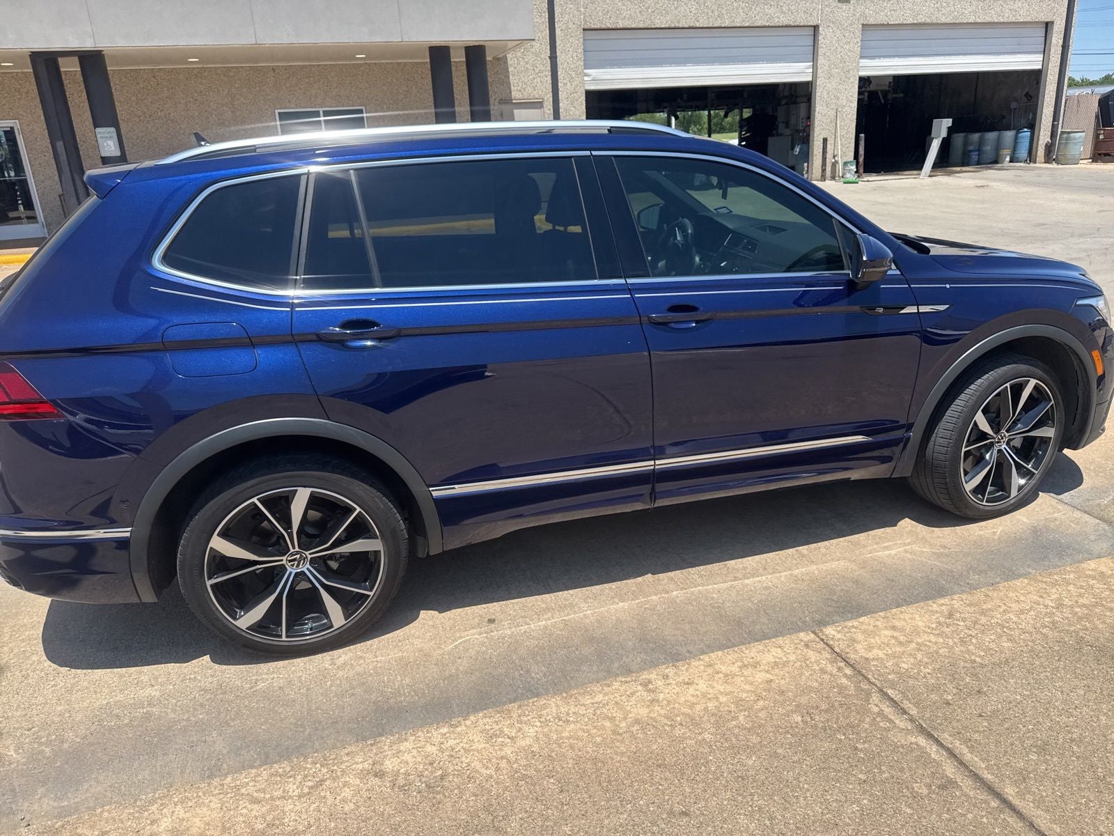 2024 Volkswagen Tiguan 2.0T SEL R-Line