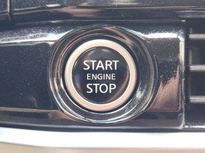 2023 Nissan Pathfinder SV