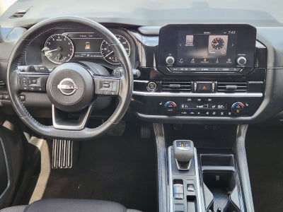 2023 Nissan Pathfinder SV