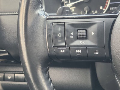 2023 Nissan Pathfinder SV