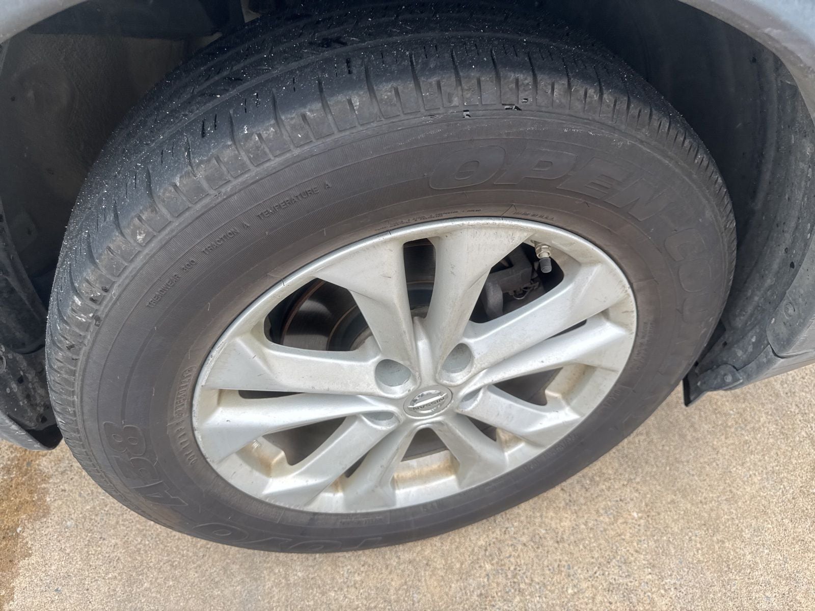 2016 Nissan Rogue SV