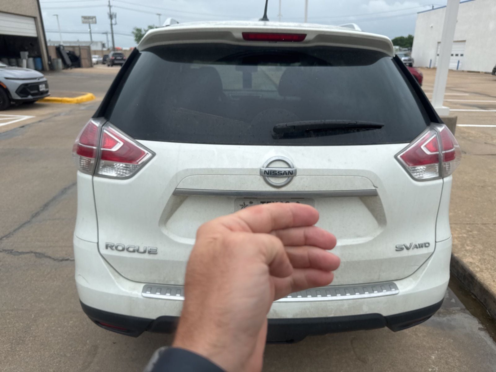 2016 Nissan Rogue SV